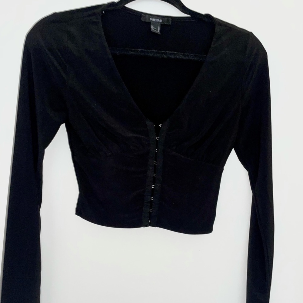 Long sleeve hook top